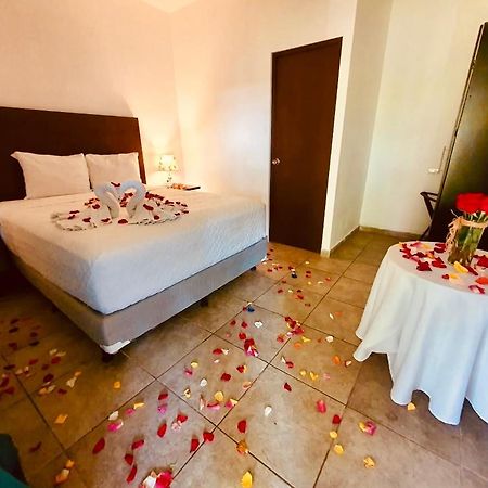 Hotel Jardin De Las Marias Сучитото Экстерьер фото